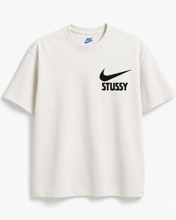CAMISETA OVERSIZED NIKE STUSSY PRETA